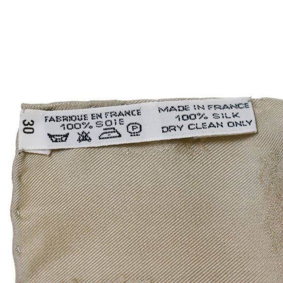 HERMES Carre 90 Scarves - Picture 5 of 11